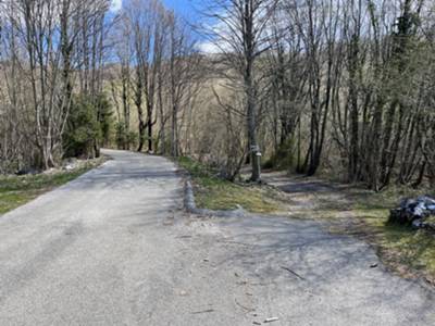 Bivio con a destra la mulattiera de la mont di Anduins