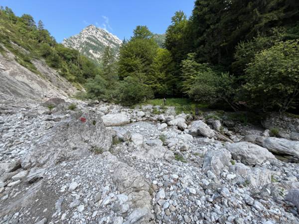 attraversamento sul Meduna nei pressi del Clapon dal Limit