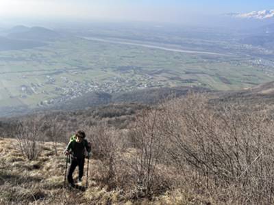 via diretta su salita pendente e panoramica