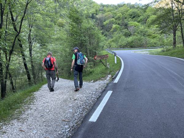 inizio sentiero cascate Arzino