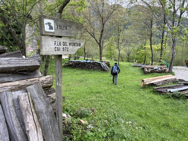 località Piel: inizio sentiero