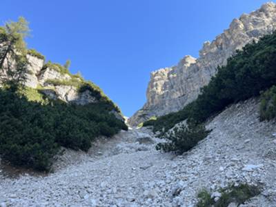 canalina di risalita a forcella Stretta