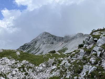 compare la cima Caulana