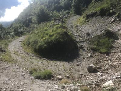 parte alta (rovinata) di strada val Feron