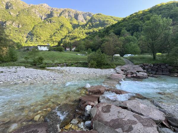 attraversamento dell'Arzino nei pressi del guado