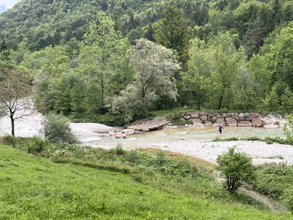 attraversamento dell'Arzino nei pressi del guado