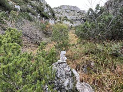 che giunge alla base della prima canalina di risalita