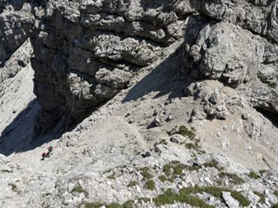 forcella Portellina Ovest: a sinistra il ghiaione da scendere