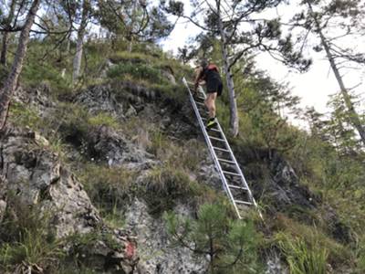 passaggio su scala verticale