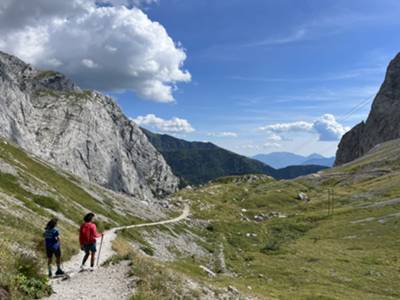 la conca italiana del passo Volaia