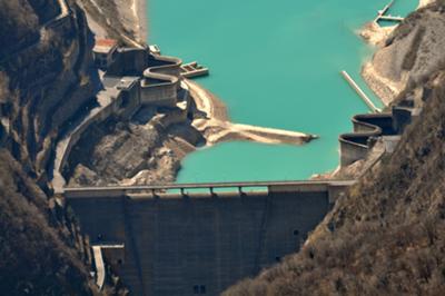 Il bacino di Ravedis da cima Jouf