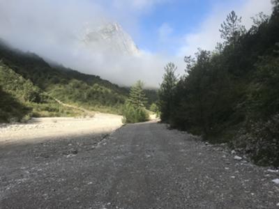 inizio strada val Feron