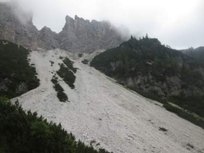 eccolo visto da lontano il ghiaione