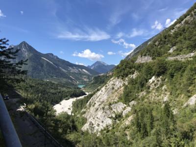 lago del Vajont con la frana