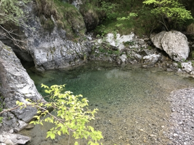 pozza nei pressi di attraversamento di torrente Molassa