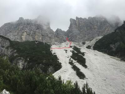 ghiaione di salita a cima delle Monache